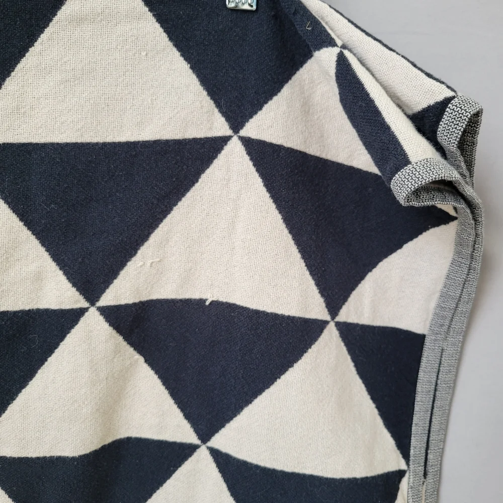 Ikea Johanne Fringe Blanket Throw